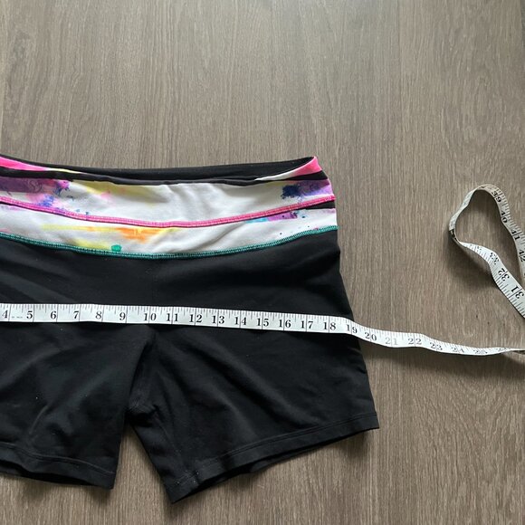 Lululemon Black Shorts with Wide Pattern Waistband - Picture 6 of 7